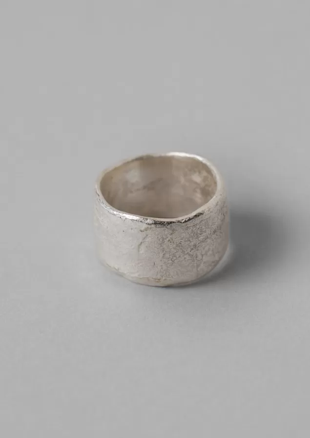 Women Toast Emily Nixon Sculptural Rock Ring