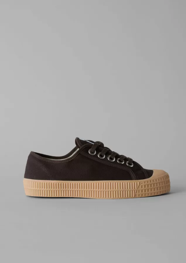 Women Toast Novesta Star Master Plimsolls