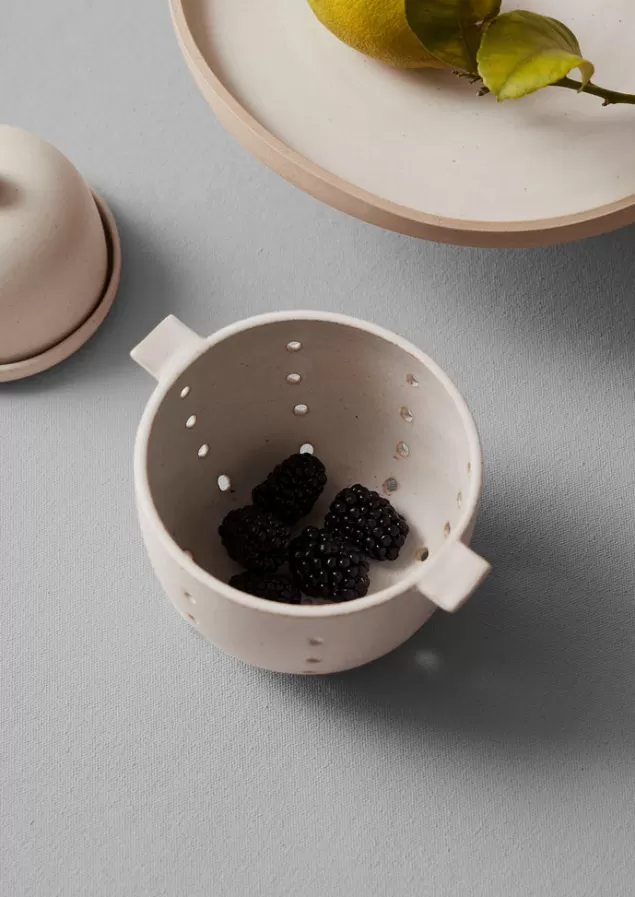 Toast Rebecca Williams Berry Colander