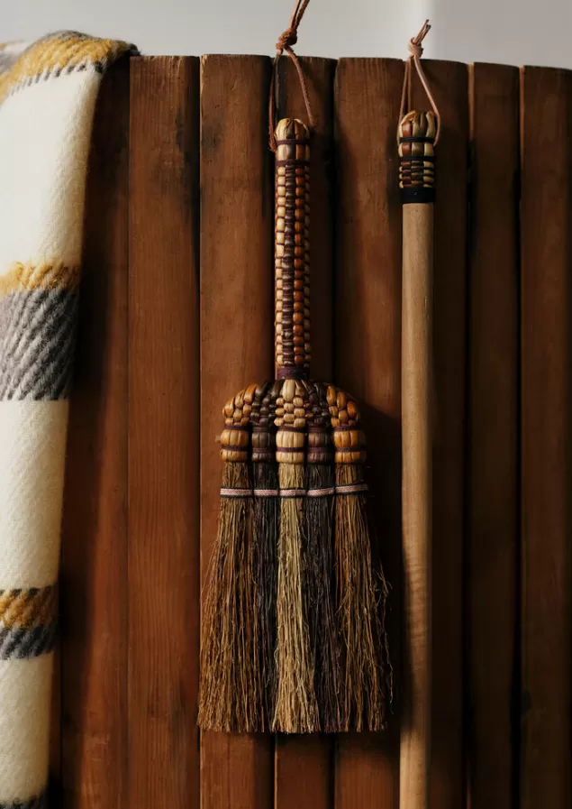 Toast Sorghum Stripe Short Handled Brush